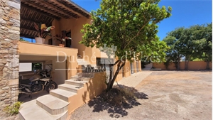 propriete à la vente -   30700  UZES, surface 190 m2 vente propriete - UBI479571458